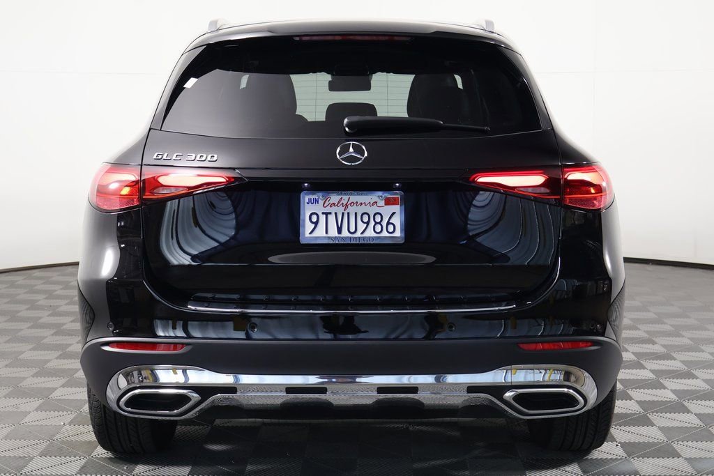 Certified 2025 Mercedes-Benz GLC 300 image 5