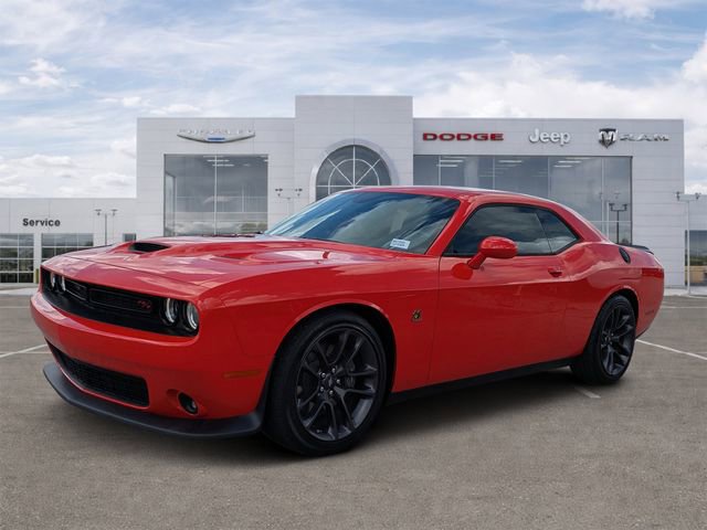 Certified 2022 Dodge Challenger R/T Scat Pack w/ Driver Convenience Group image 5