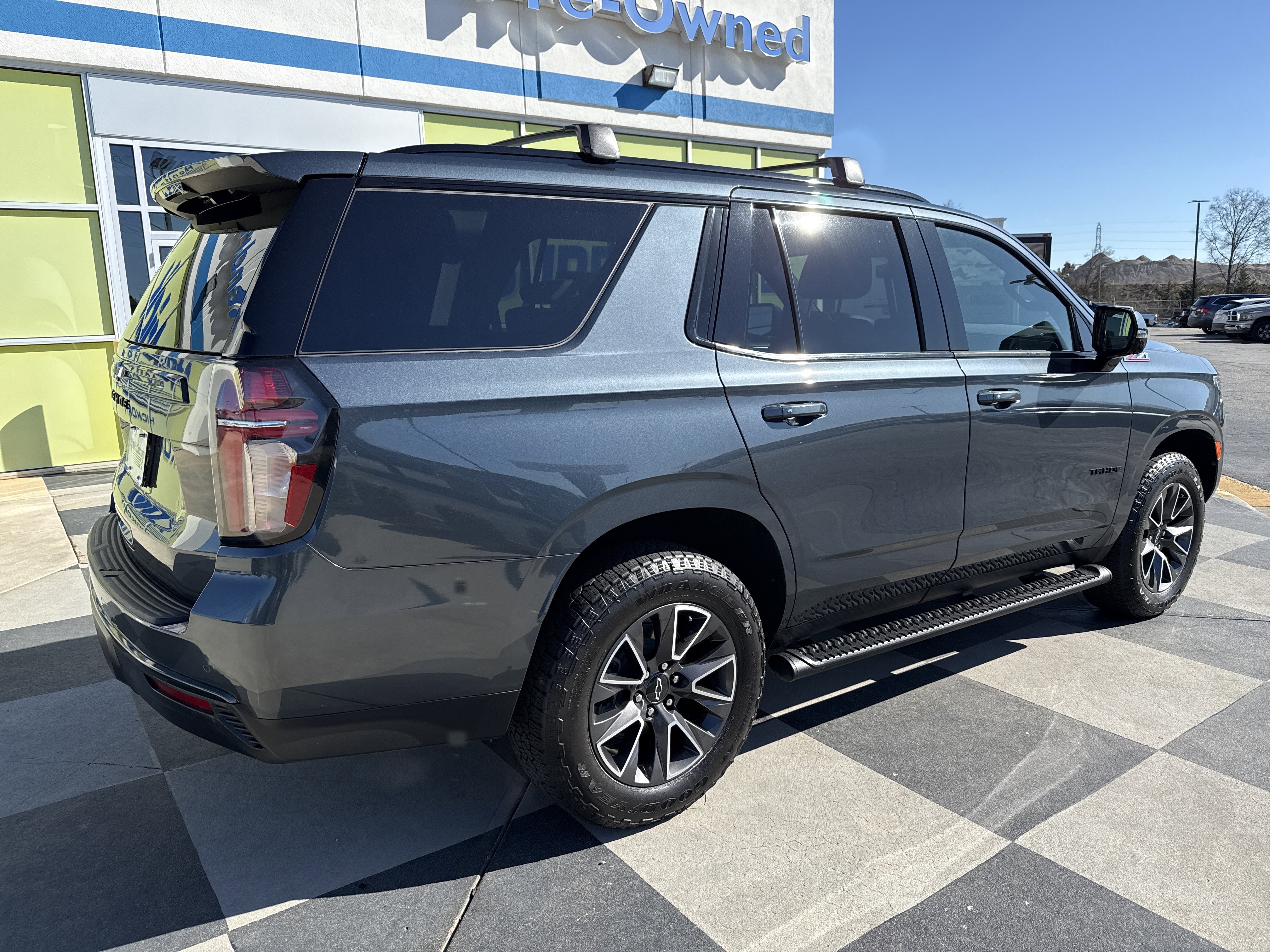 Used 2021 Chevrolet Tahoe Z71 w/ Z71 Signature Package AWD/4WD image 10