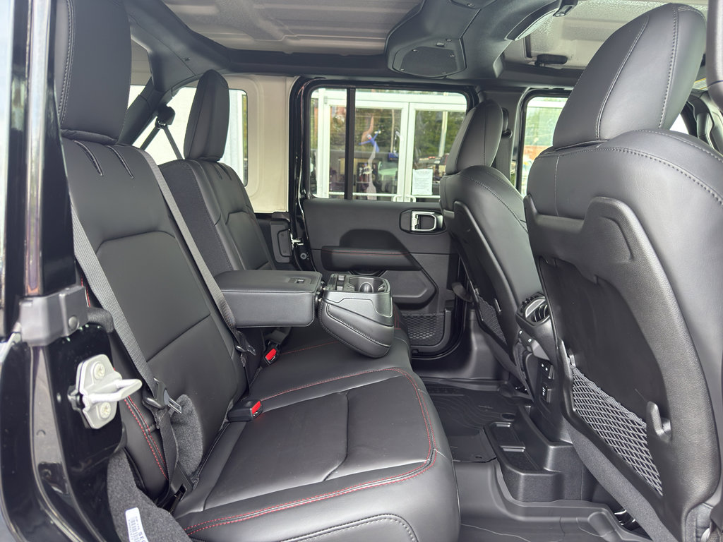 New 2025 Jeep Wrangler Rubicon w/ XTREMEE 35" Tire Package image 14