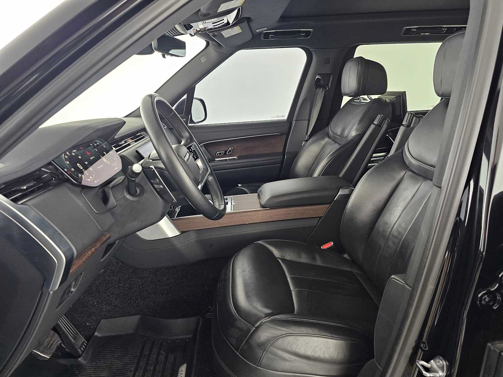 Used 2023 Land Rover Range Rover Long Wheelbase SE AWD/4WD image 22
