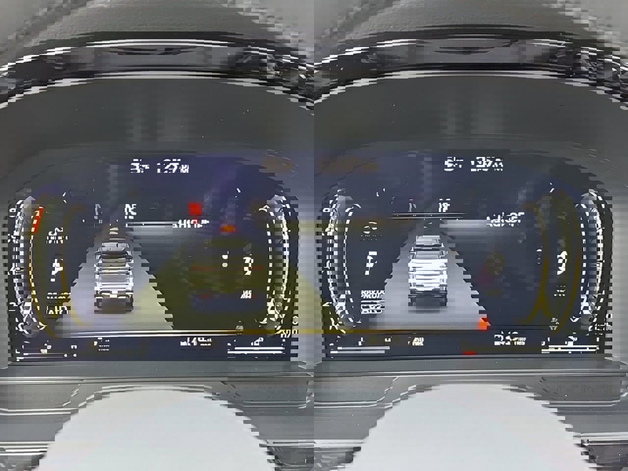 New 2026 INFINITI QX60 Luxe image 24