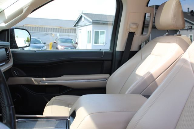 Used 2024 Ford Expedition Max Limited RWD image 36