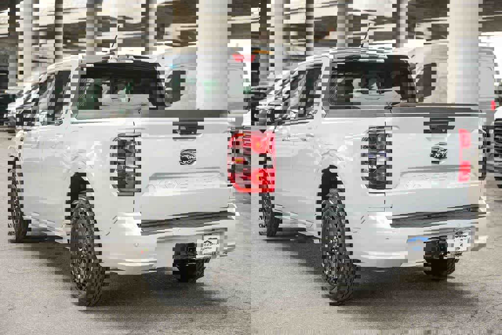 New 2026 Ford Maverick Lobo image 8