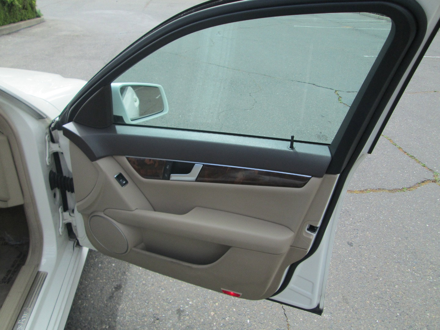 Used 2012 Mercedes-Benz C 250 Sport image 10