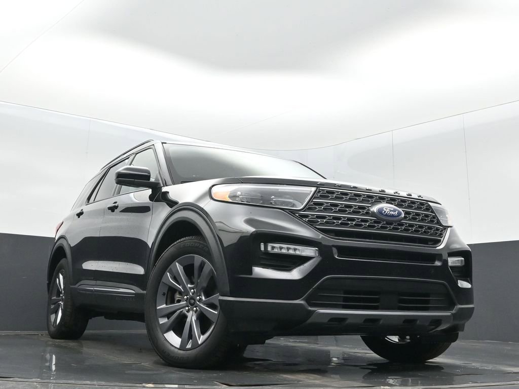 Used 2022 Ford Explorer XLT w/ Equipment Group 202A image 36
