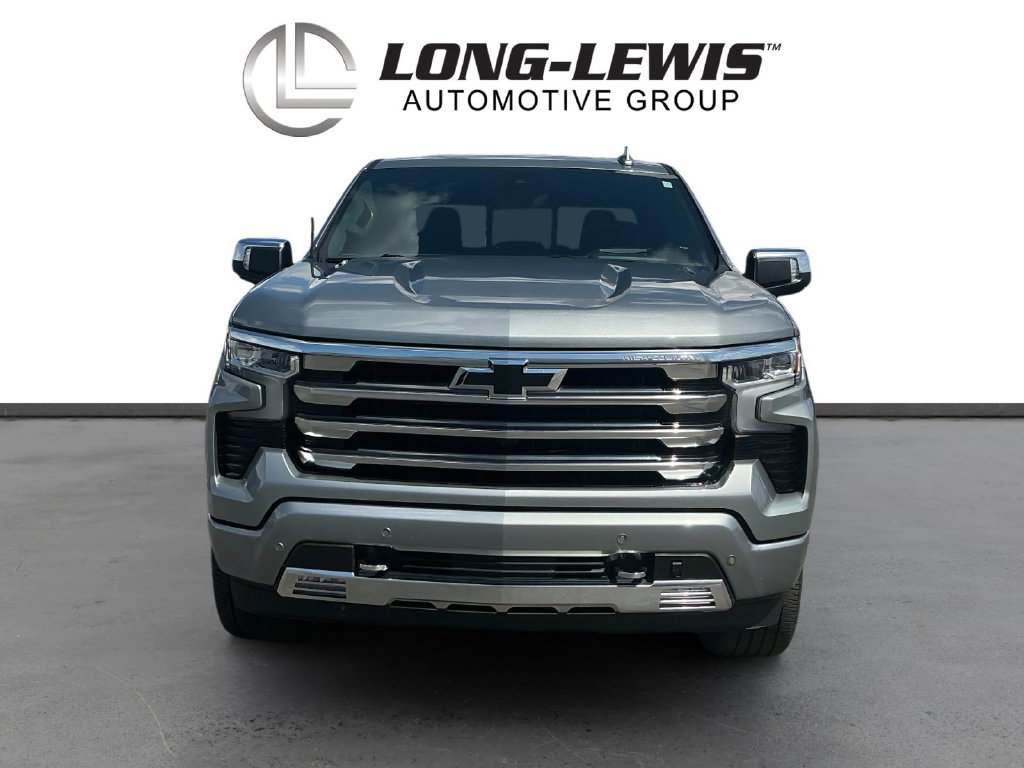 Used 2026 Chevrolet Silverado 1500 High Country w/ Technology Package AWD/4WD image 11