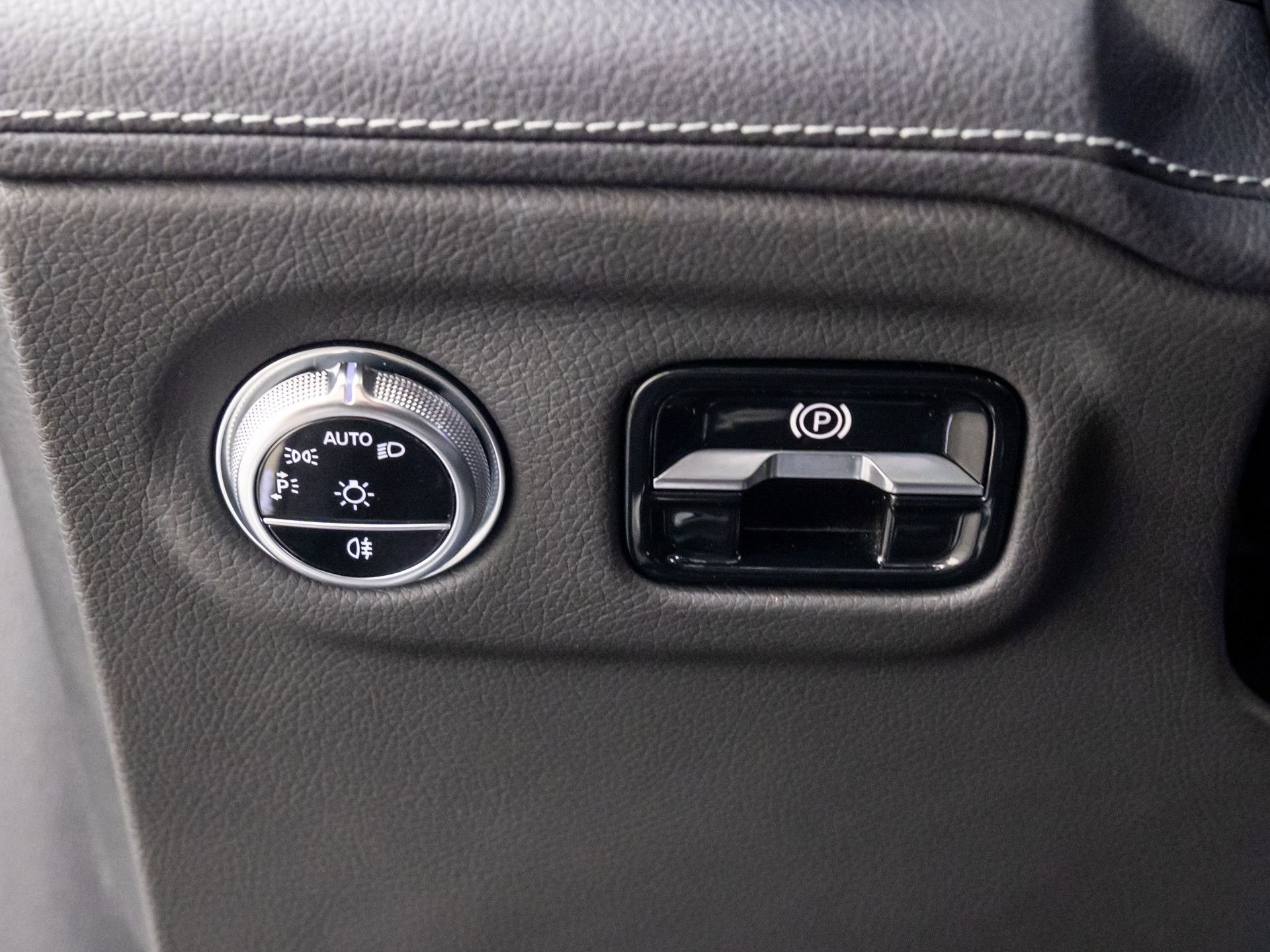 Certified 2023 Mercedes-Benz EQS 580 4MATIC SUV image 22