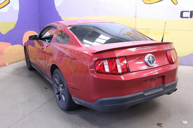 Used 2010 Ford Mustang Coupe image 6