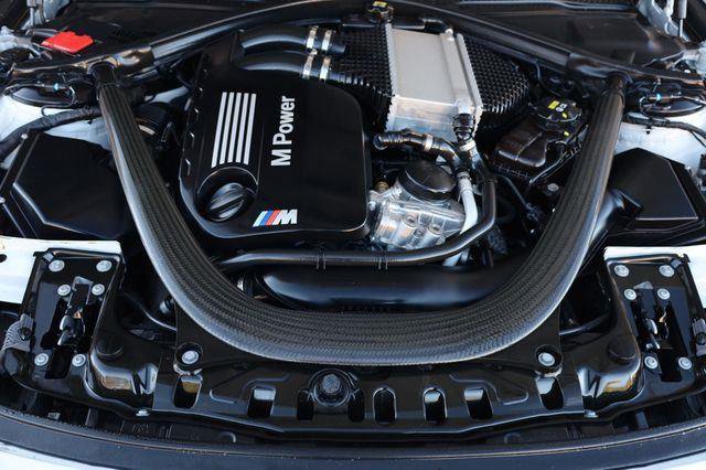 Used 2016 BMW M4 Coupe RWD image 11