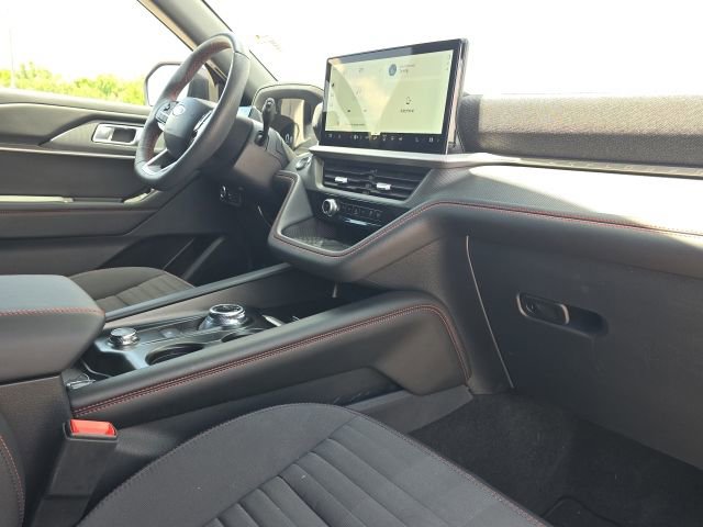 Used 2025 Ford Explorer ST-Line w/ Premium Package RWD image 24