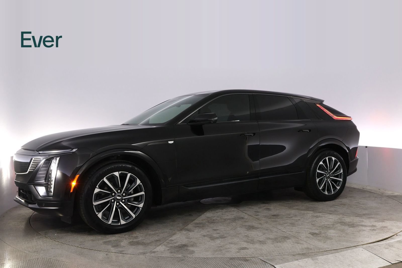 Used 2024 Cadillac Lyriq Sport AWD/4WD image 18
