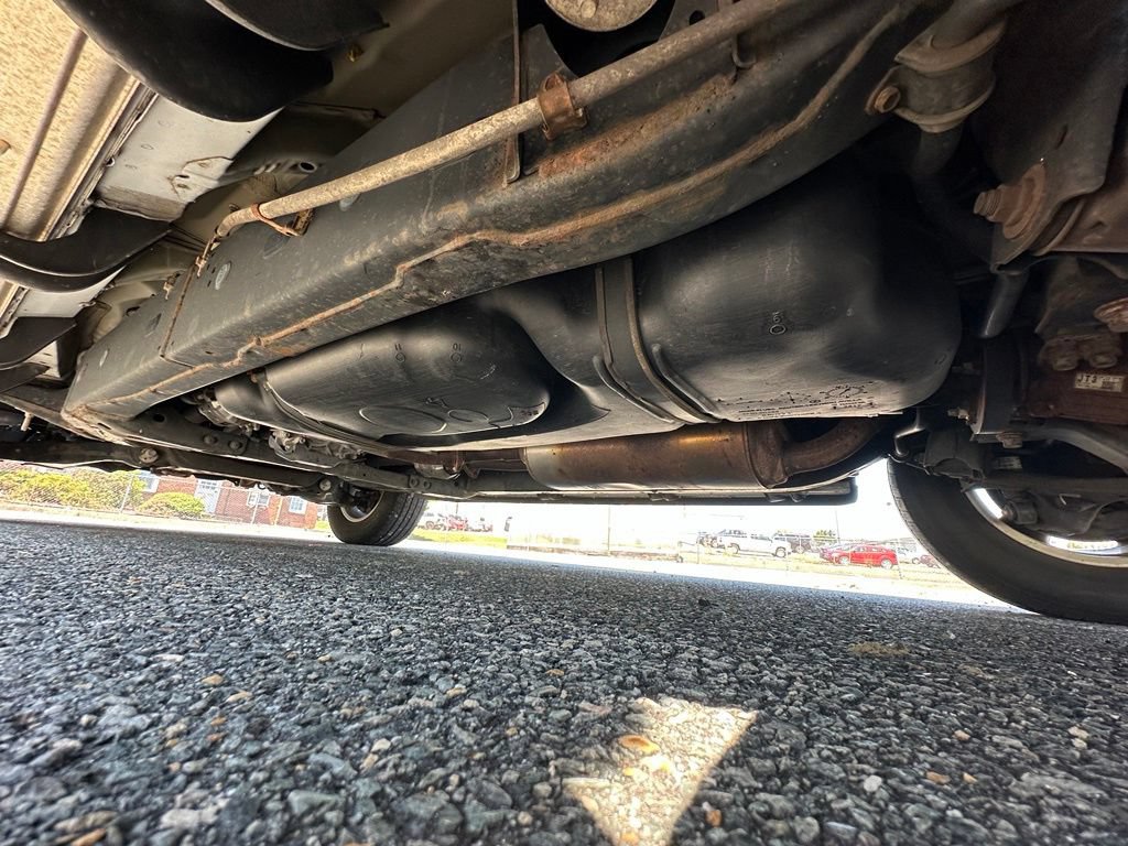 Used 2018 Toyota Sequoia SR5 AWD/4WD image 40