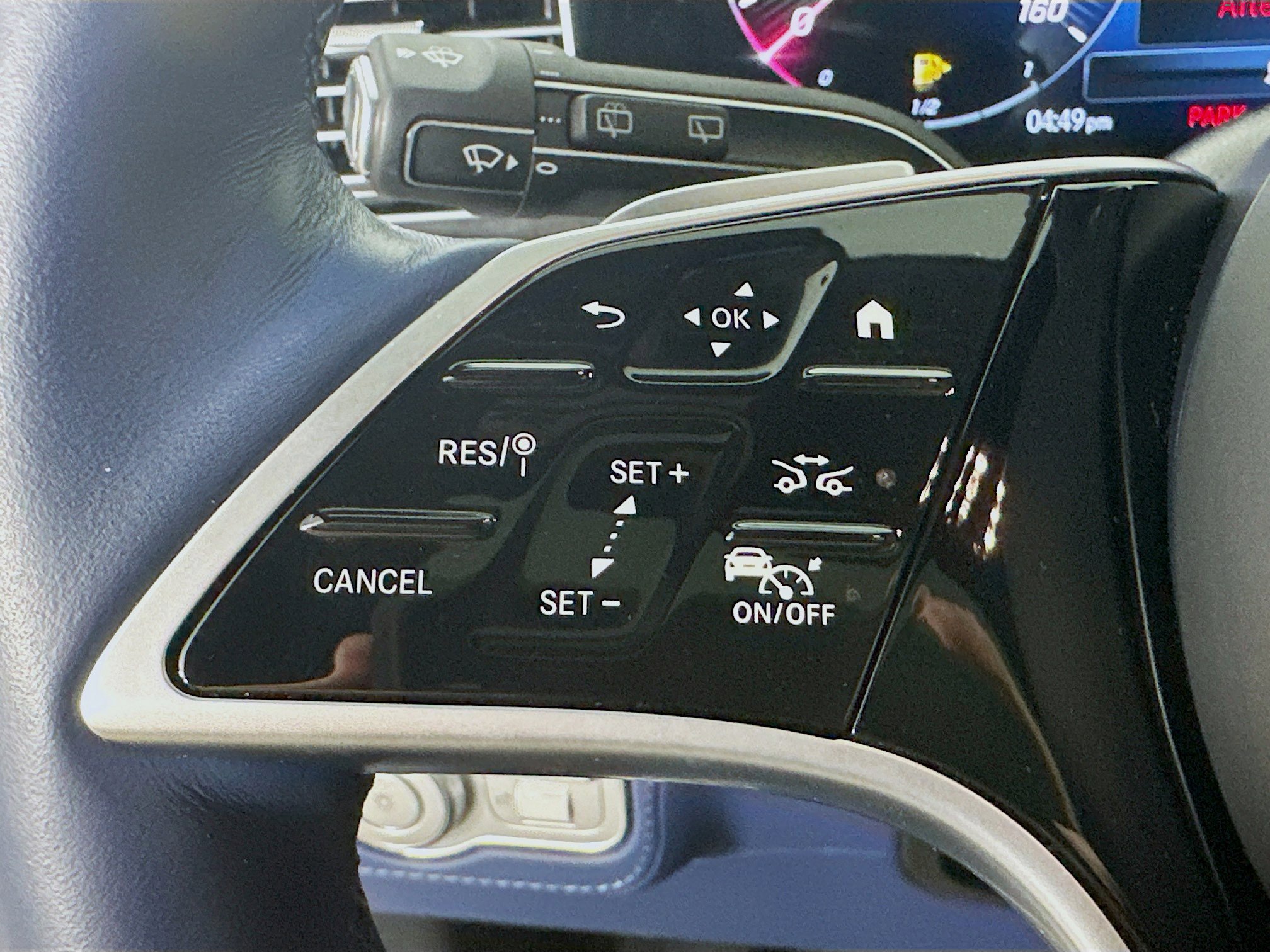 Certified 2025 Mercedes-Benz GLE 450e 4MATIC image 12