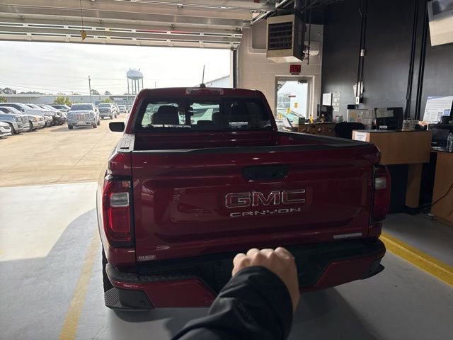 Used 2024 GMC Canyon Elevation w/ Elevation Premium Package image 6