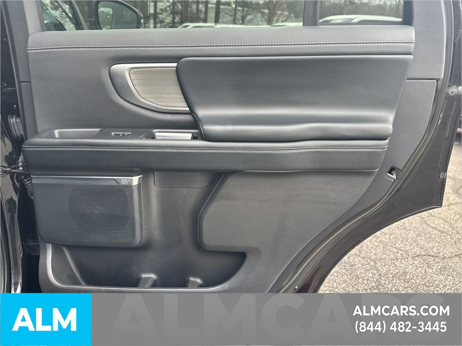 Certified 2025 Ford Expedition Platinum image 21