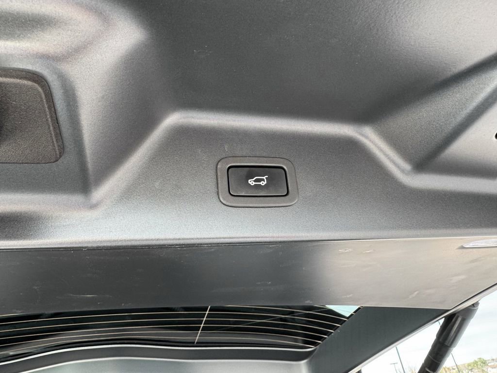 Used 2018 Land Rover Range Rover SV Autobiography Dynamic image 10