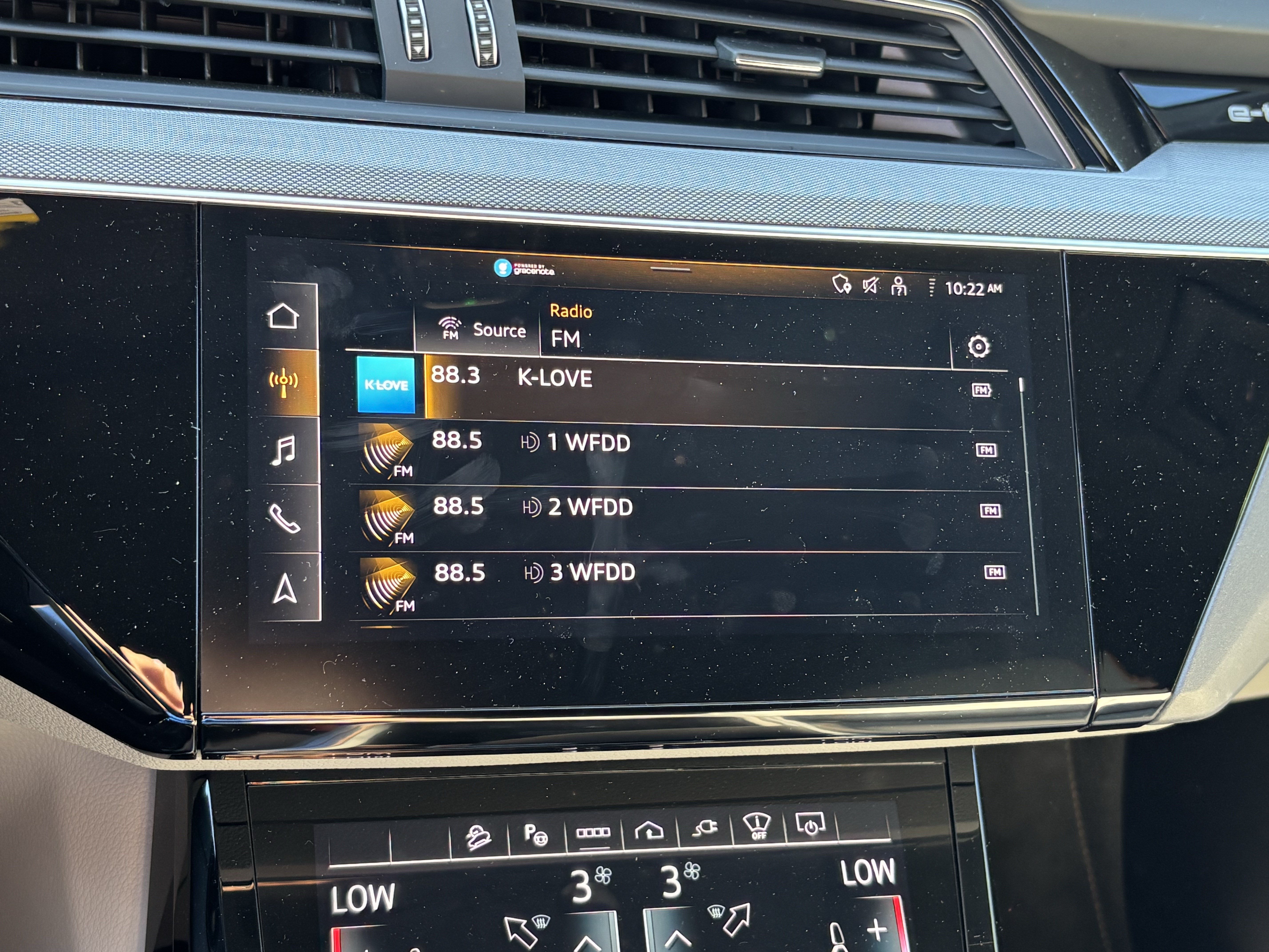 Used 2024 Audi Q8 e-tron Prestige w/ Prestige Package AWD/4WD image 25