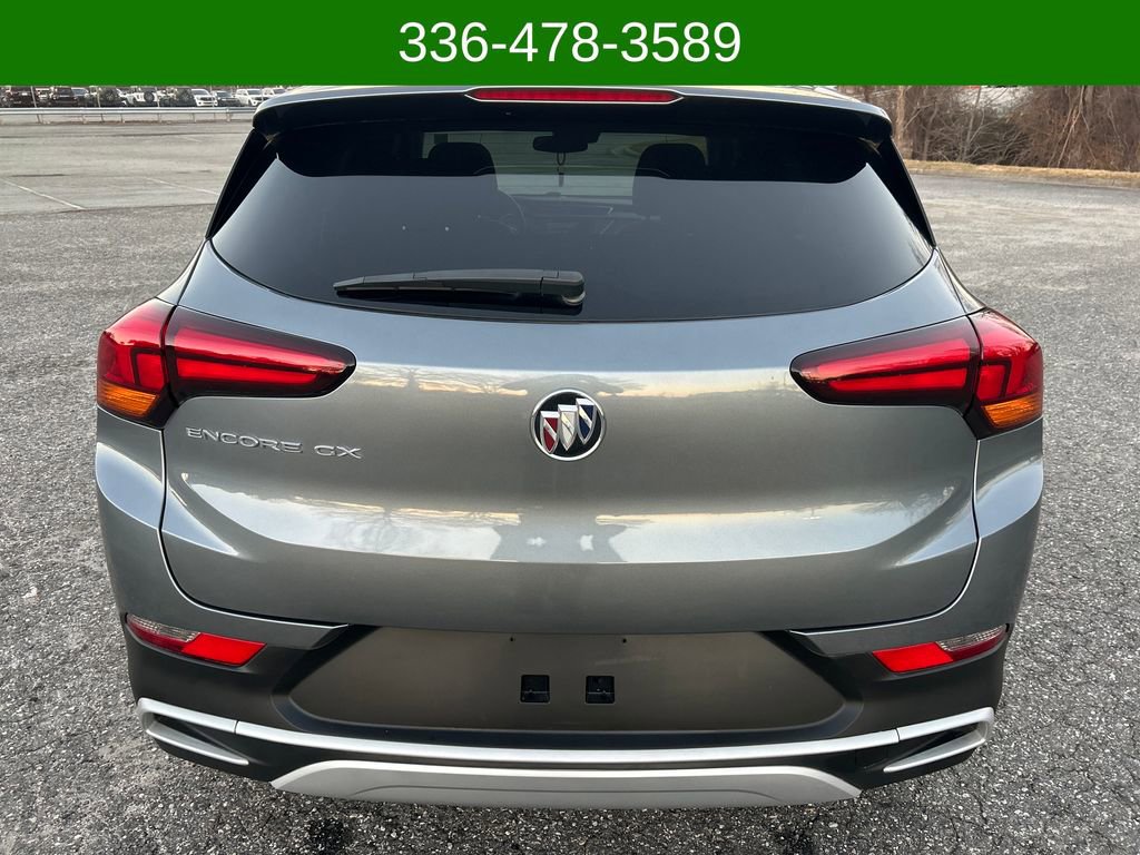 Used 2022 Buick Encore GX Select image 4