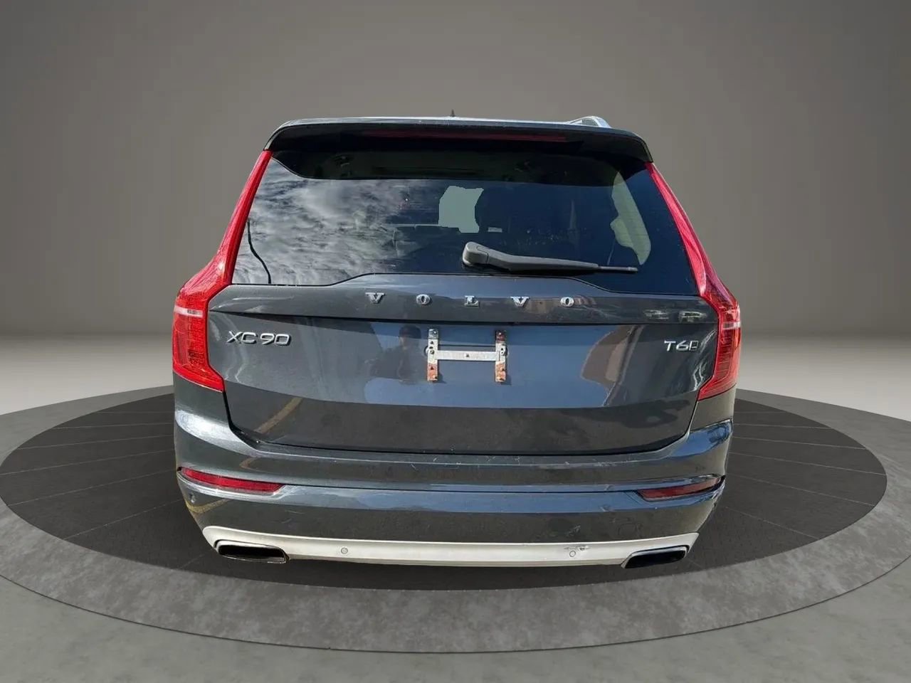 Used 2016 Volvo XC90 T6 Momentum w/ Momentum Plus Package AWD/4WD image 6