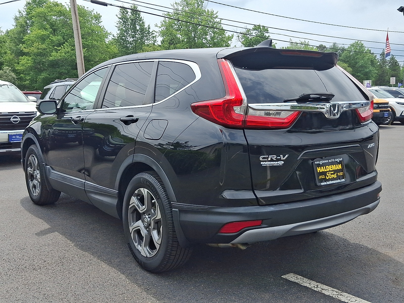 Used 2018 Honda CR-V EX image 5