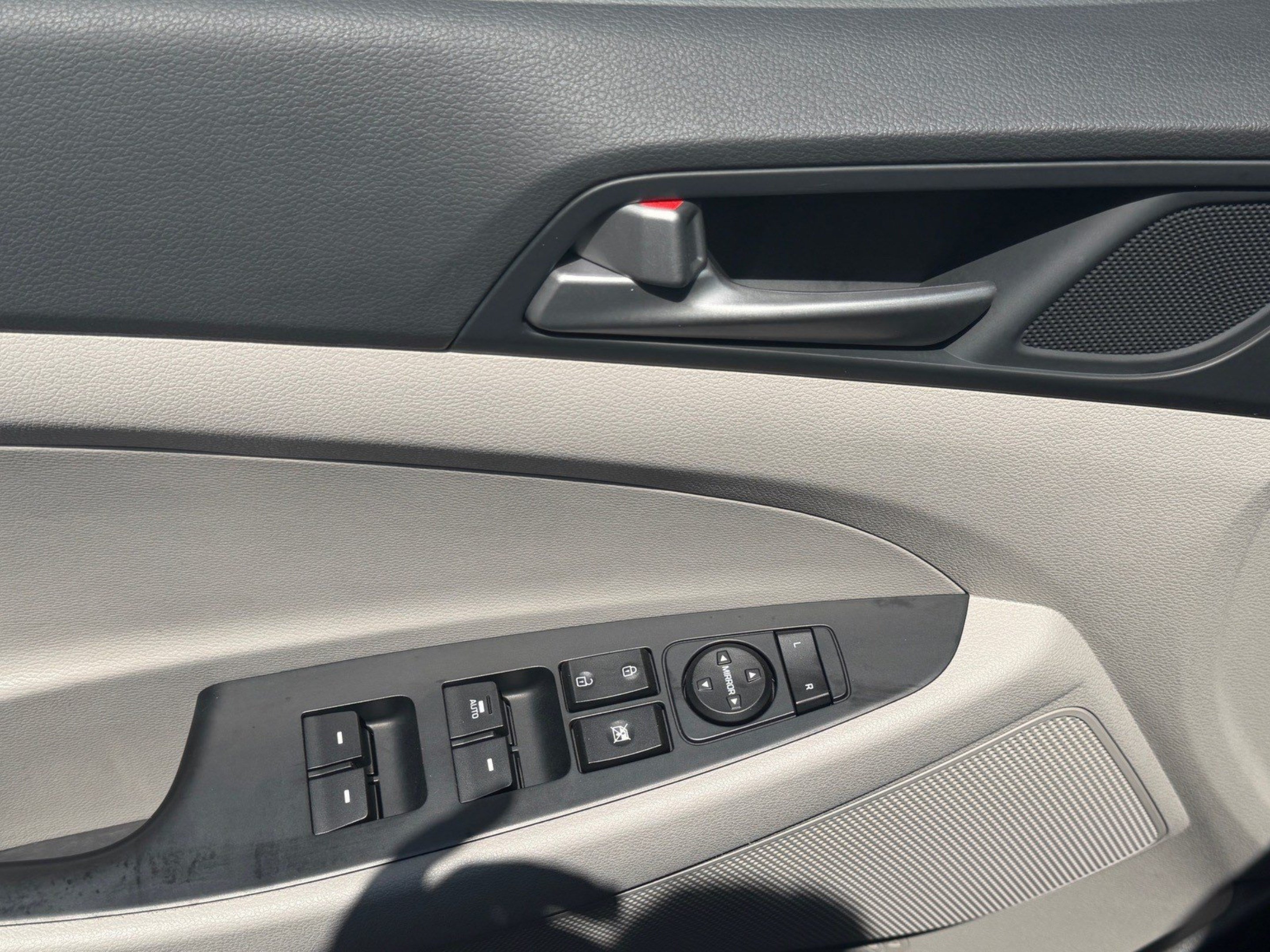 Used 2018 Hyundai Tucson Value AWD/4WD image 10