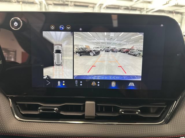 Used 2025 Chevrolet Equinox RS w/ Safety and Technology Package AWD/4WD image 34