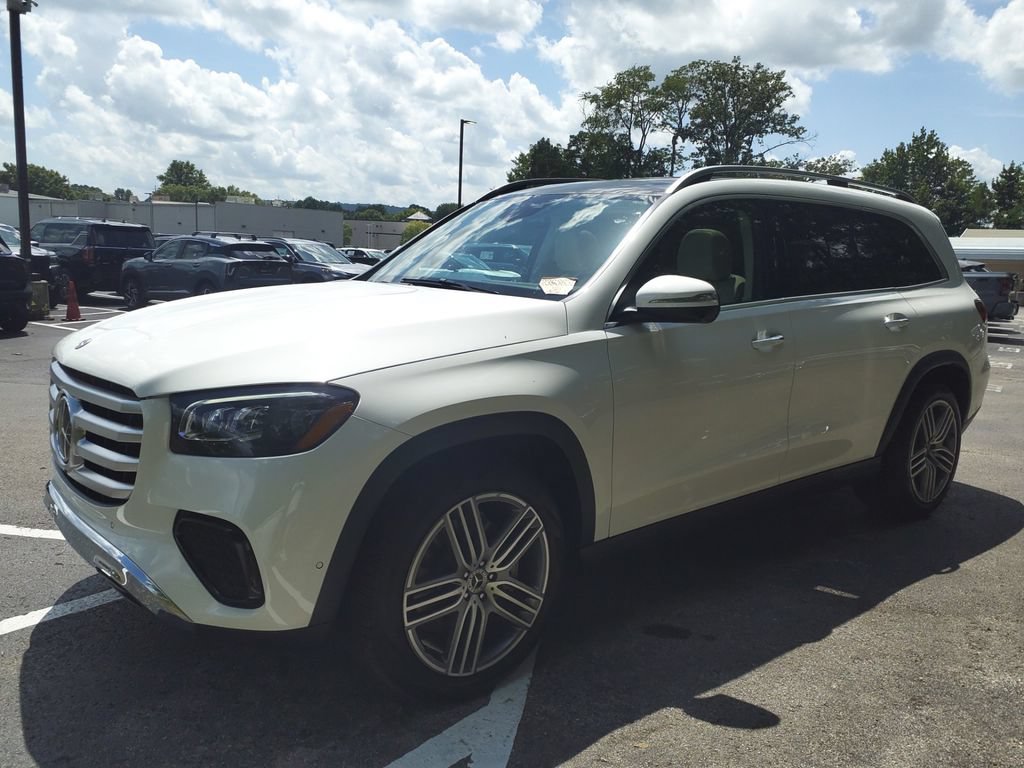 Certified 2024 Mercedes-Benz GLS 450 4MATIC image 3