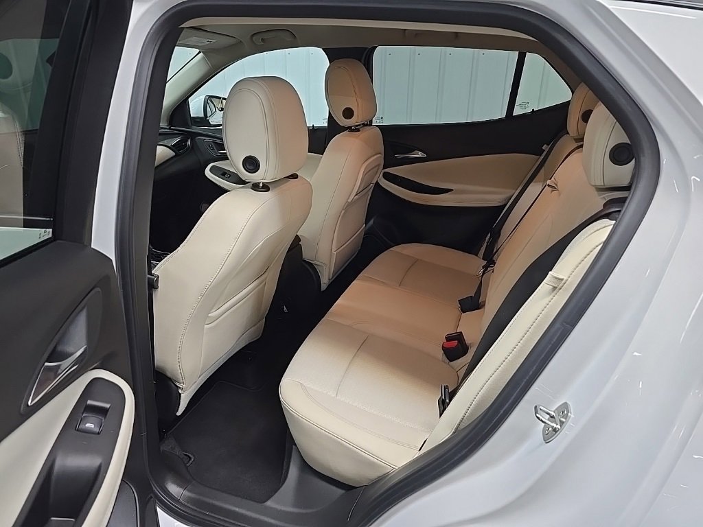 Used 2022 Buick Encore GX Select image 30