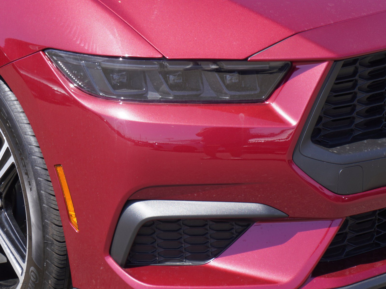 Used 2025 Ford Mustang Premium RWD image 3