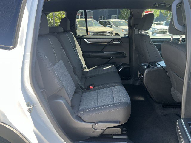 Used 2025 GMC Acadia Elevation image 26