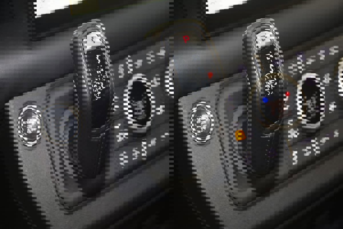 Used 2023 Land Rover Defender 110 V8 image 7