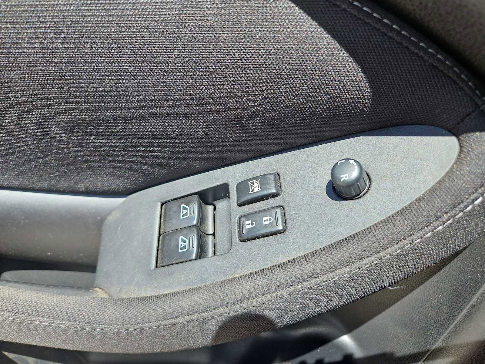 Used 2020 Nissan 370Z Coupe RWD image 25
