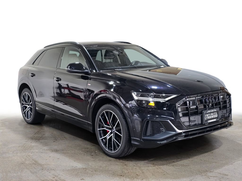 Used 2020 Audi Q8 Premium Plus w/ Premium Plus Package image 3