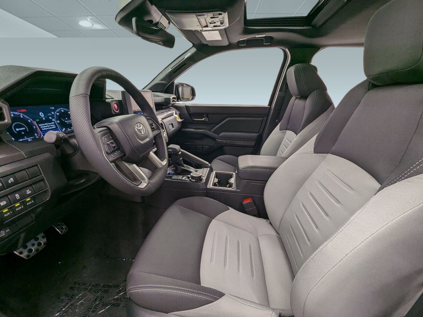 New 2025 Toyota Tacoma SR image 4