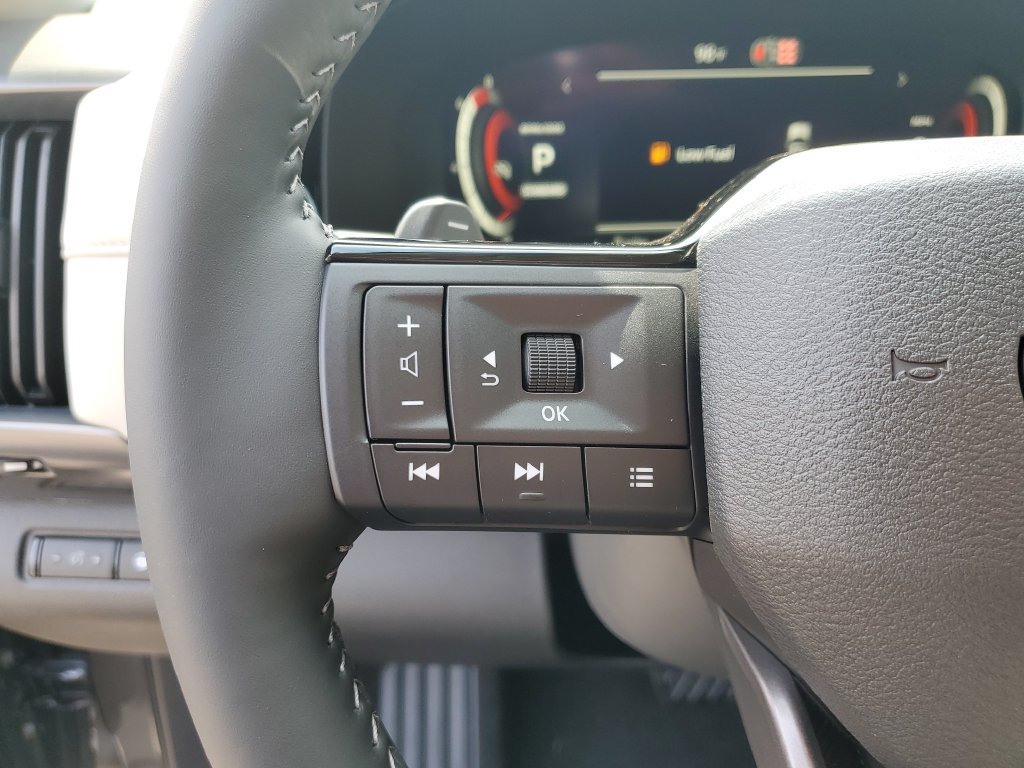 New 2026 Nissan Pathfinder SL FWD image 25