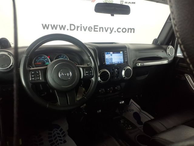 Used 2012 Jeep Wrangler Unlimited Rubicon AWD/4WD image 10