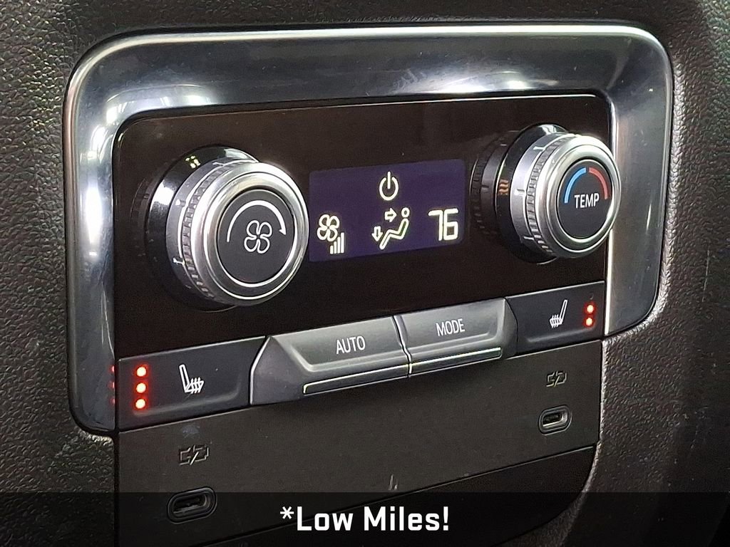 Used 2025 GMC Yukon Denali image 14