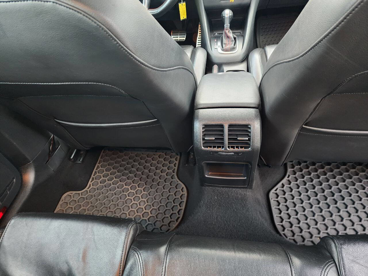 Used 2013 Volkswagen GTI Driver's Edition FWD image 24