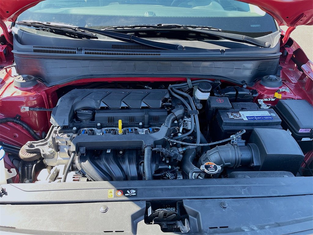 Used 2024 Hyundai Venue Limited image 30