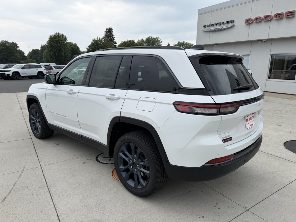 New 2026 Jeep Grand Cherokee Limited AWD/4WD image 6