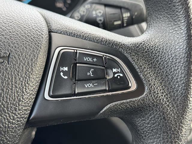 Used 2019 Ford Escape SE image 19