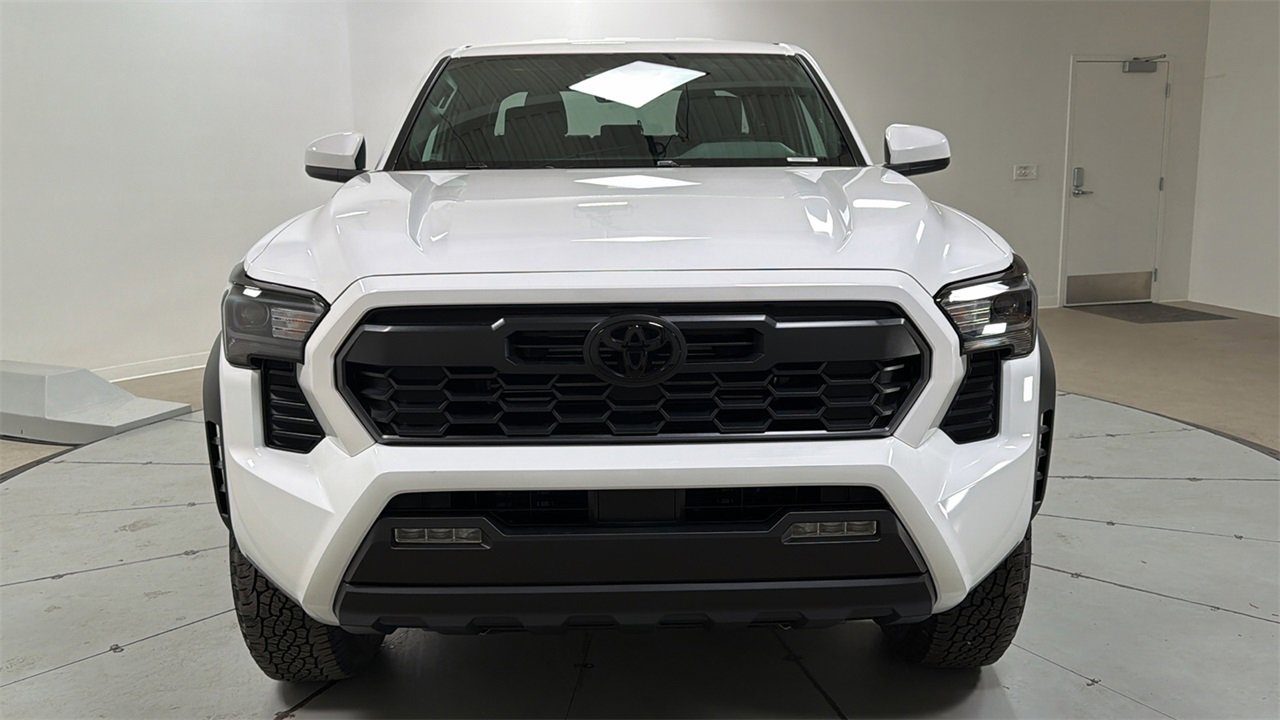 New 2026 Toyota Tacoma TRD Off-Road video 2