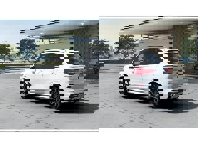 New 2026 BMW X5 xDrive40i w/ M Sport Package image 2