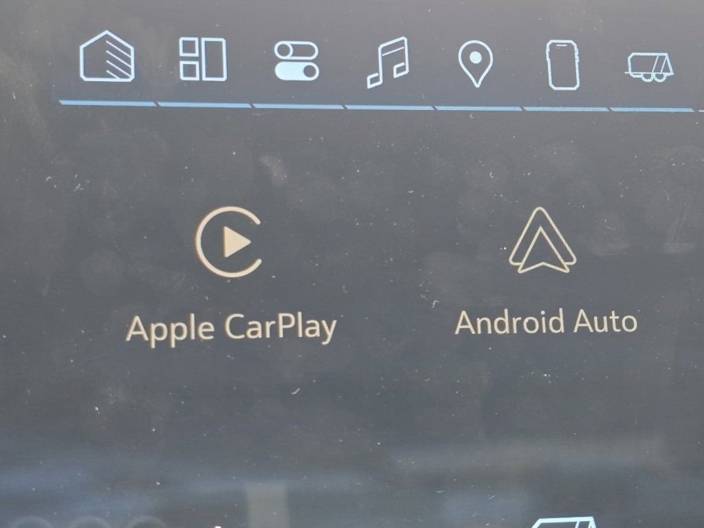 Used 2025 Chevrolet Tahoe LT image 3