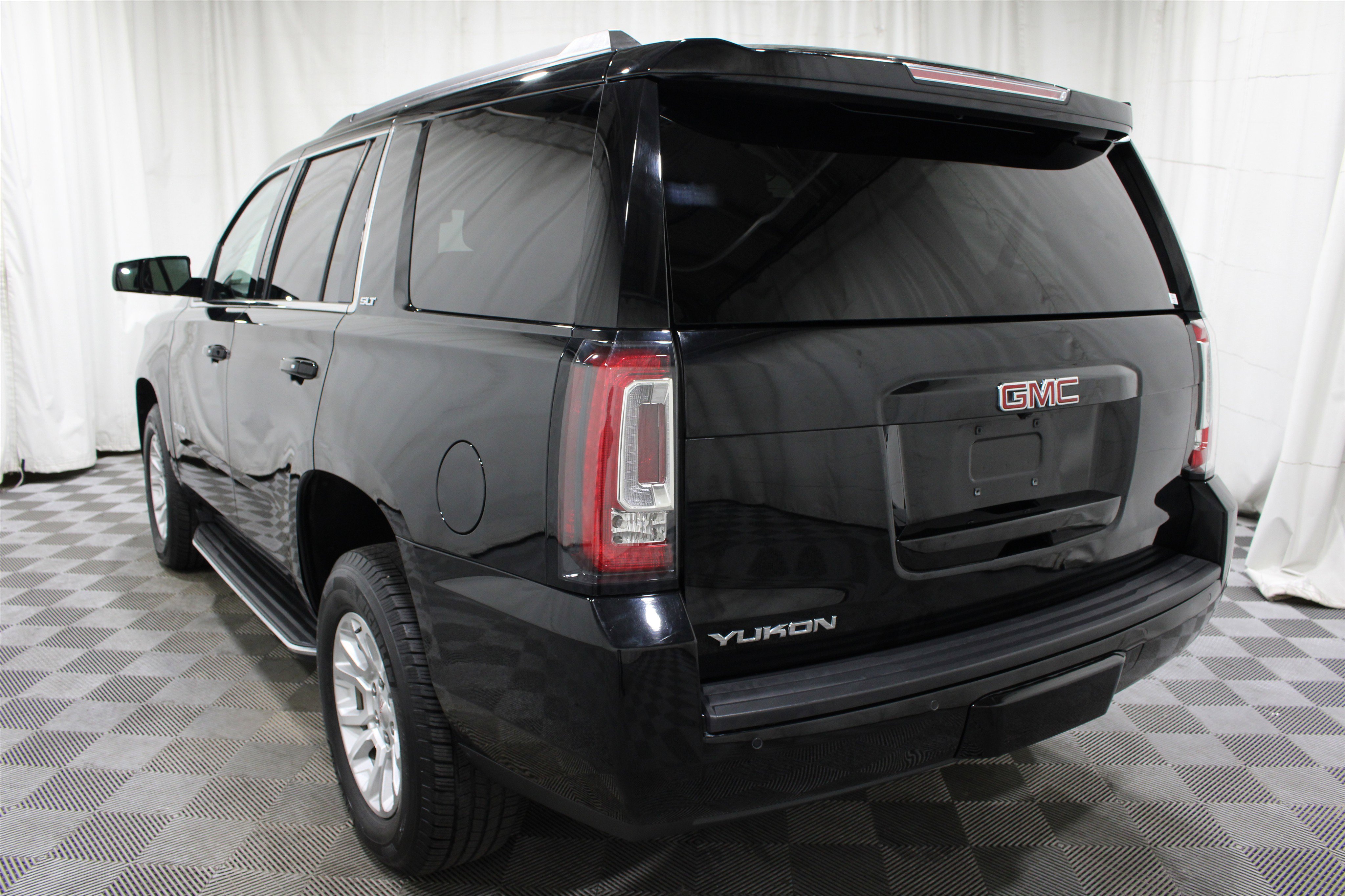 Used 2017 GMC Yukon SLT RWD image 38