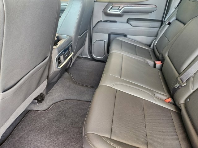 Used 2023 GMC Sierra 1500 SLT image 30
