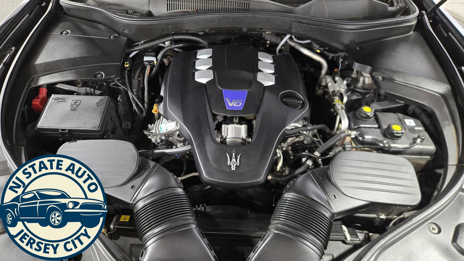 Used 2018 Maserati Levante S GranSport AWD/4WD image 38