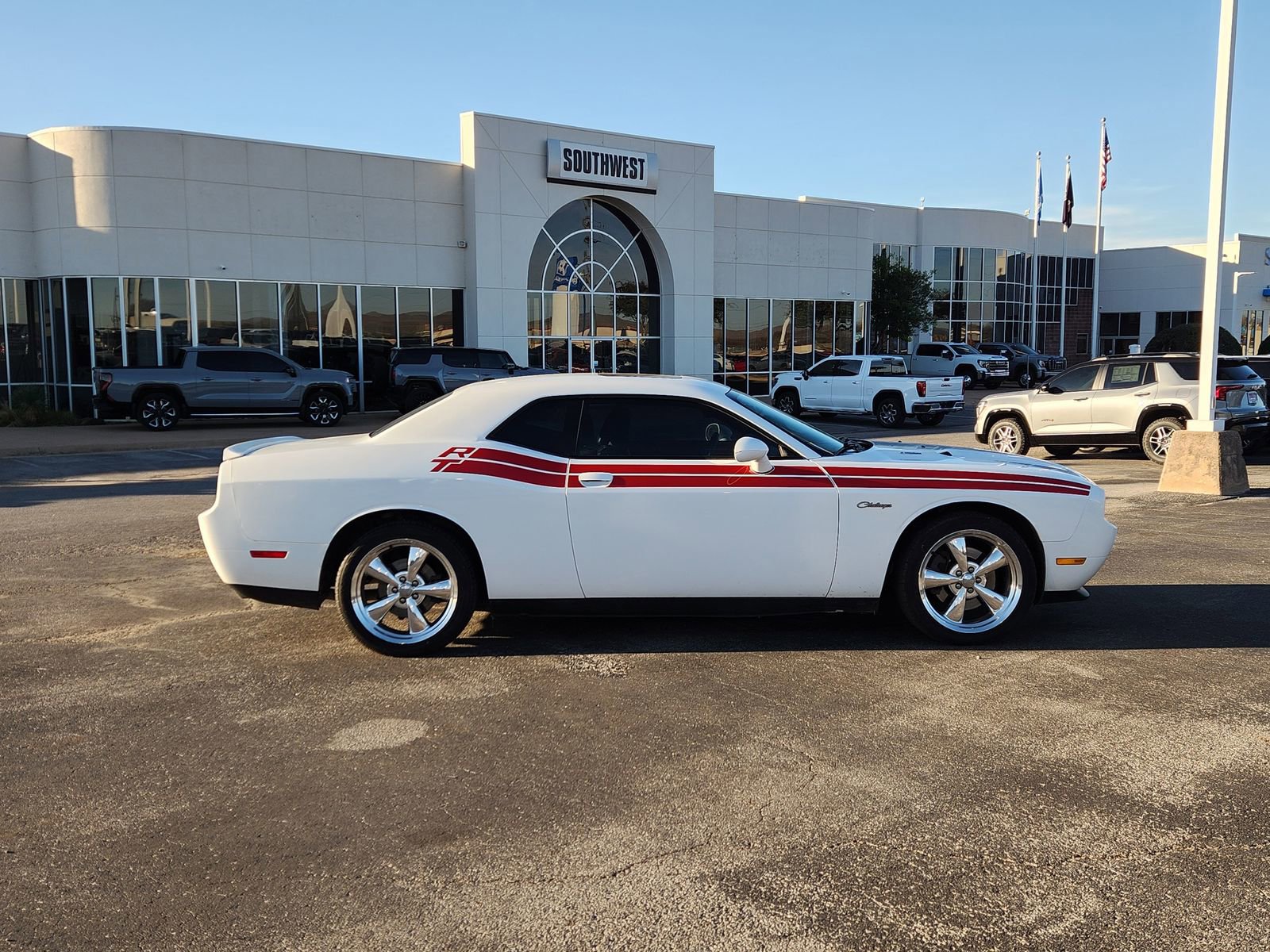 Used 2011 Dodge Challenger R/T image 7