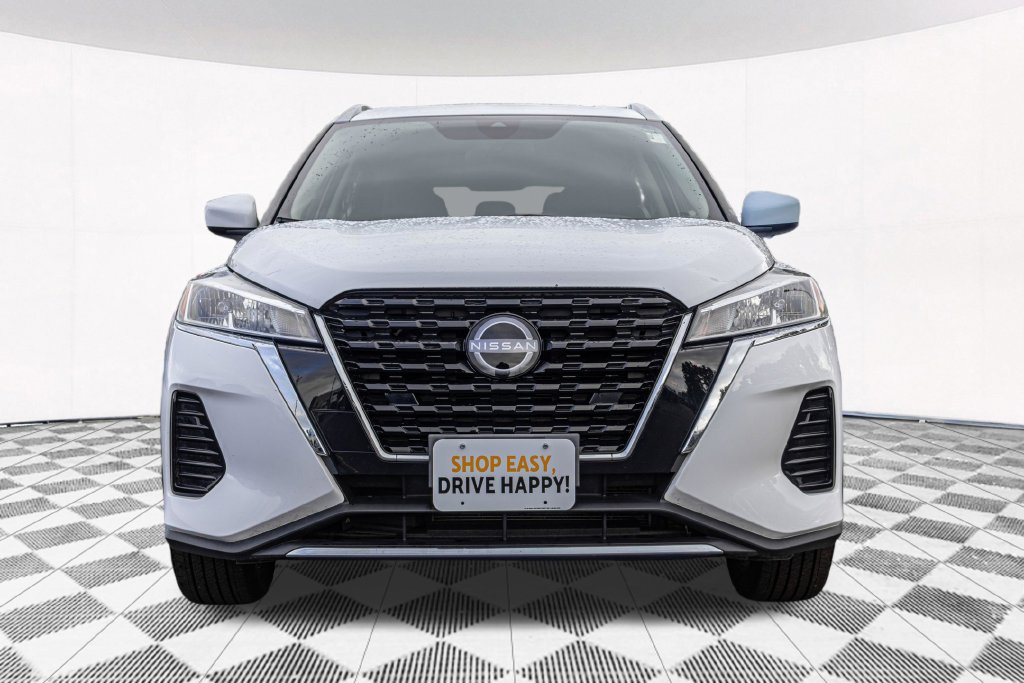 Used 2022 Nissan Kicks SV FWD image 5